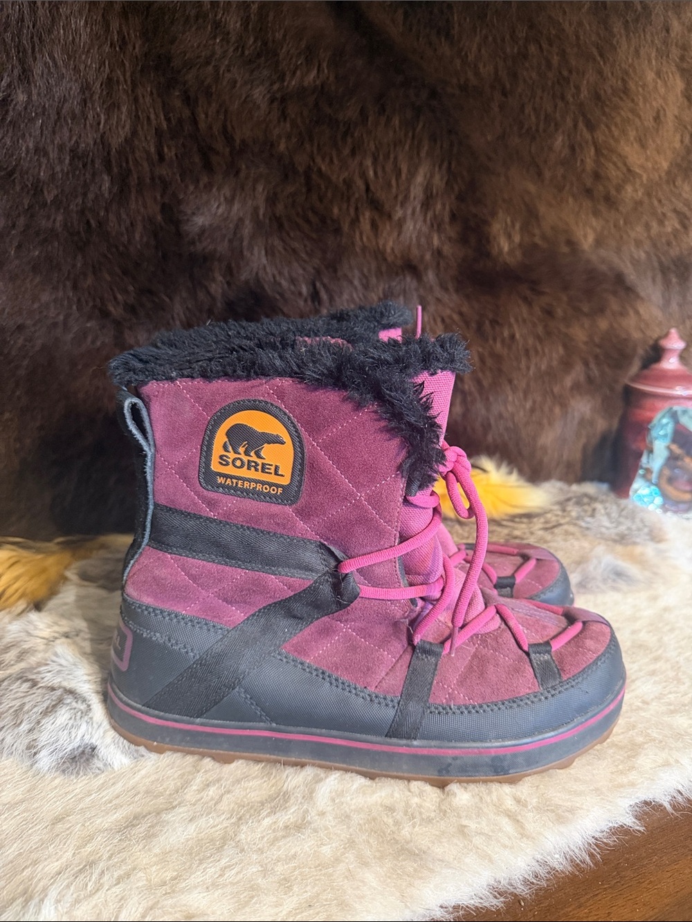 Sorel purple  and Black Waterproof Winter Boots 12 (5235)